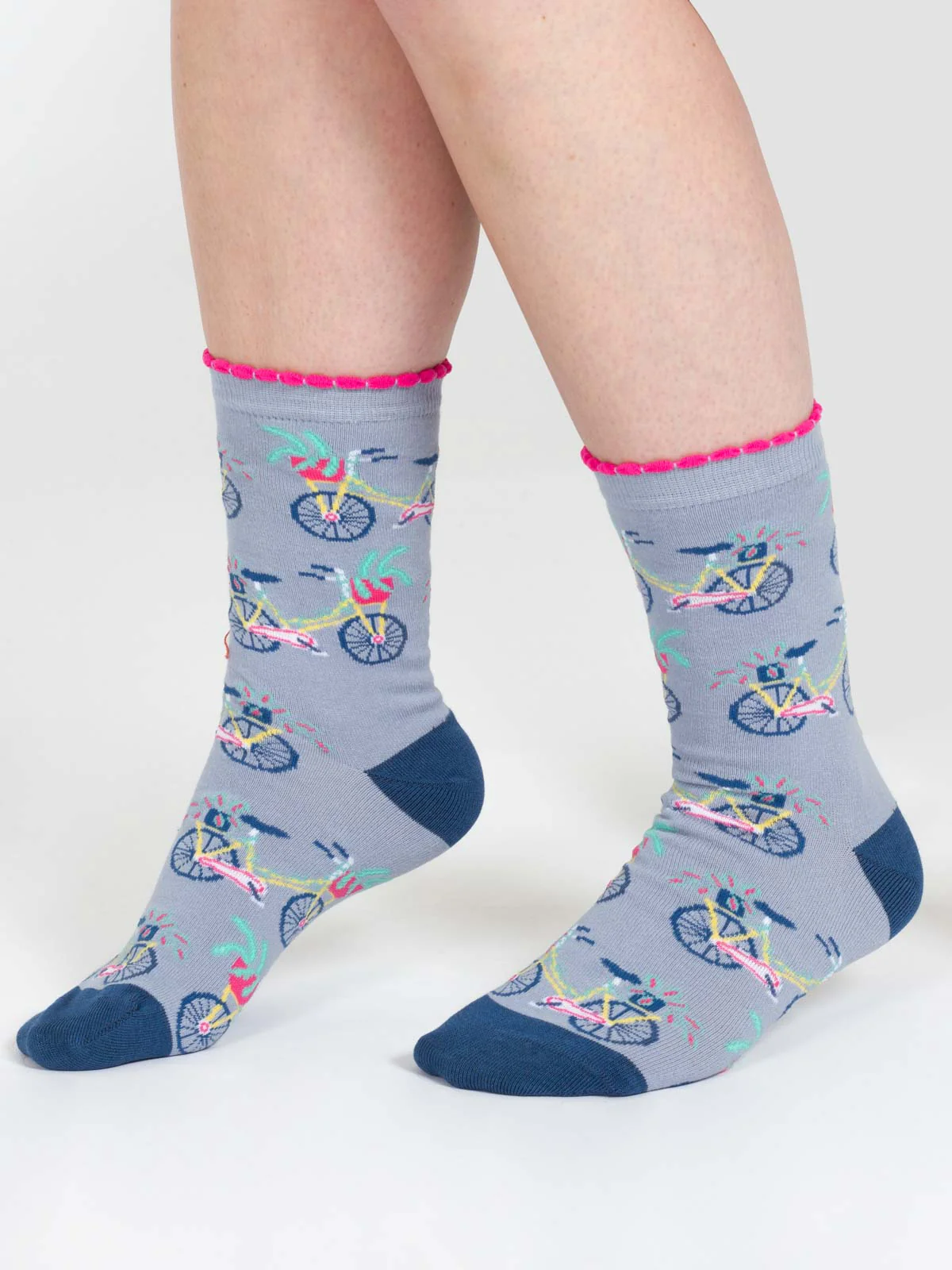 Fauna Basket Bicycle Bamboo Ankle Sock in a Box - Blue Multi - Flockneti