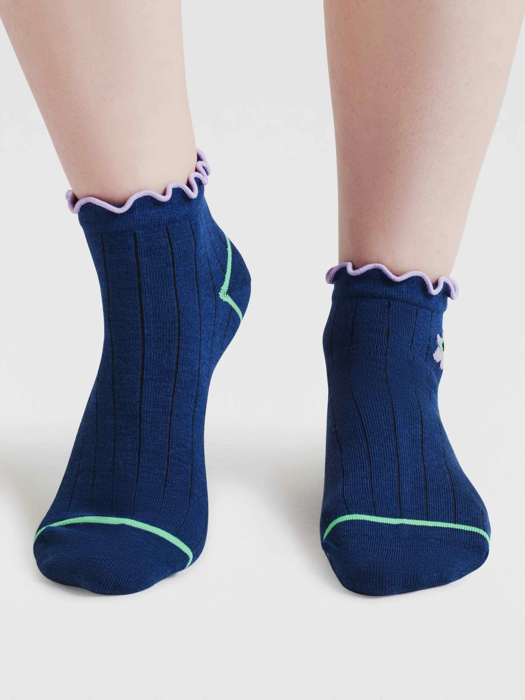 Elora Floral Bamboo Ankle Socks - Indigo Blue - Flockneti