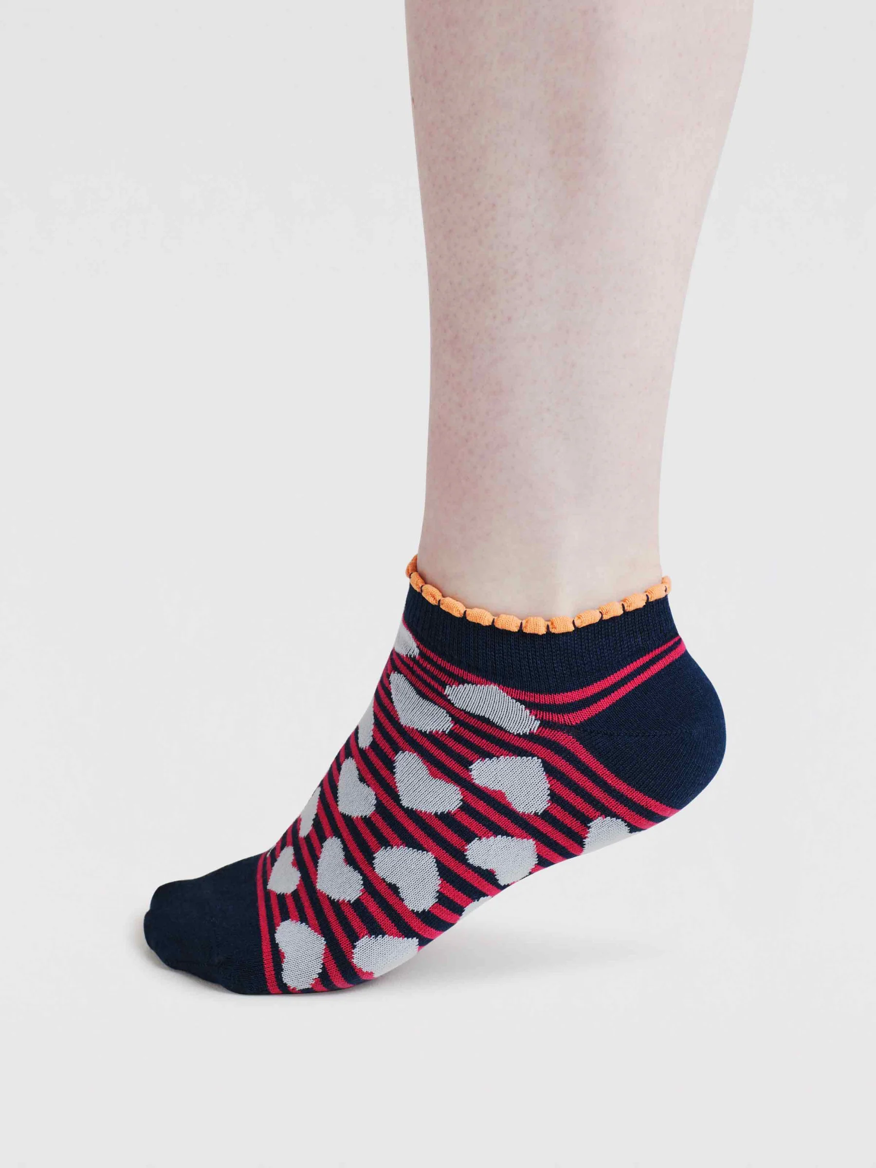 Womens Islay Heart Bamboo Trainer Socks - Navy - Flockneti