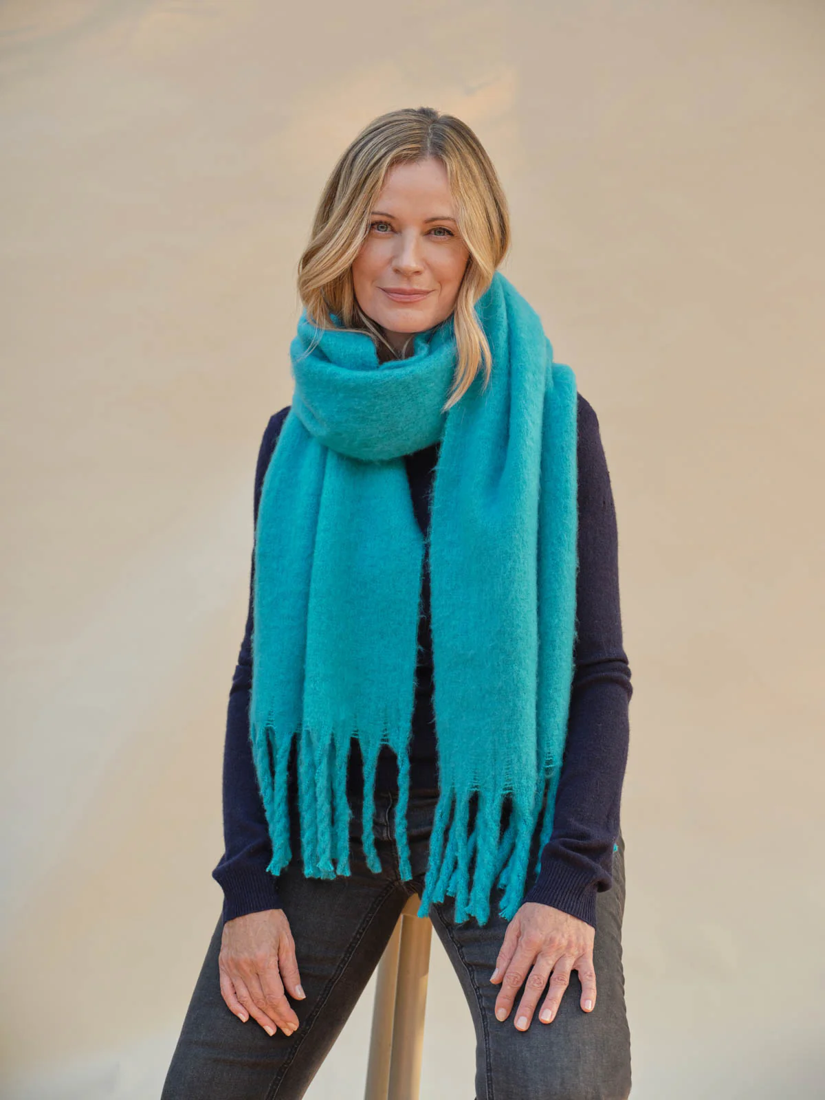 Fluffy Recycled Polyester Blanket Scarf - Turq - Flockneti