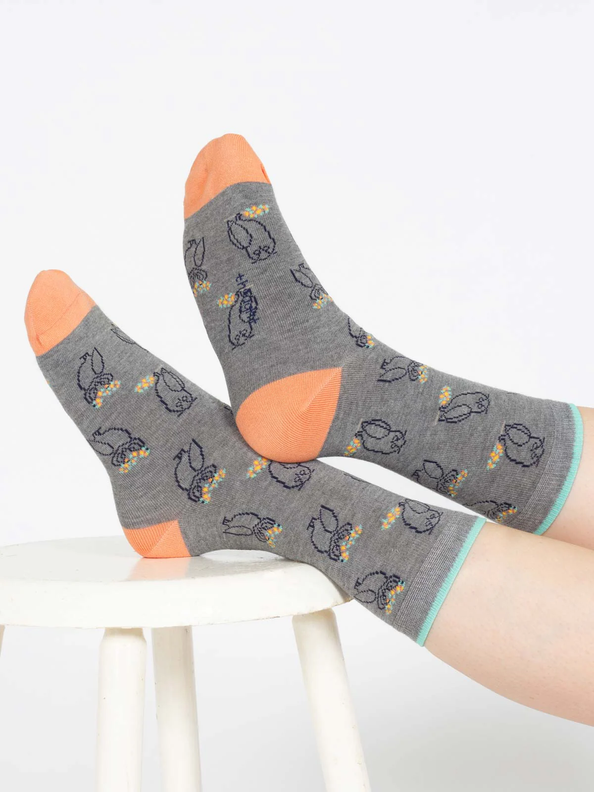 Outline Animal Bamboo Socks - Grey Owl - Flockneti