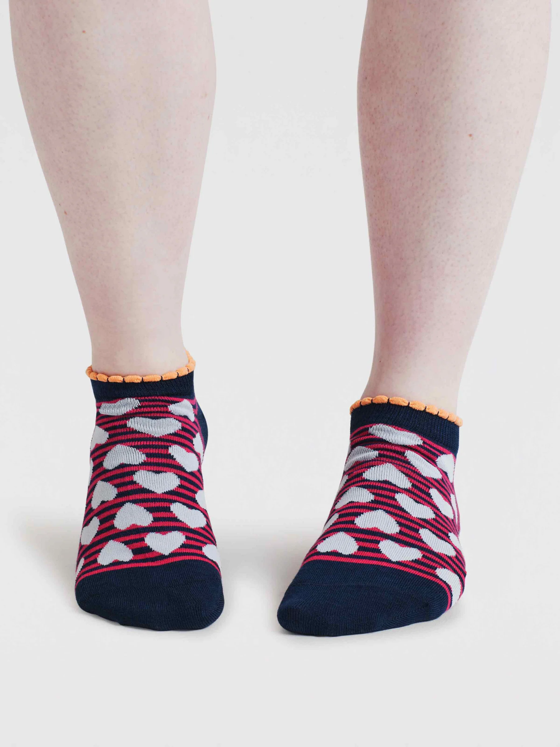 Womens Islay Heart Bamboo Trainer Socks - Navy - Flockneti