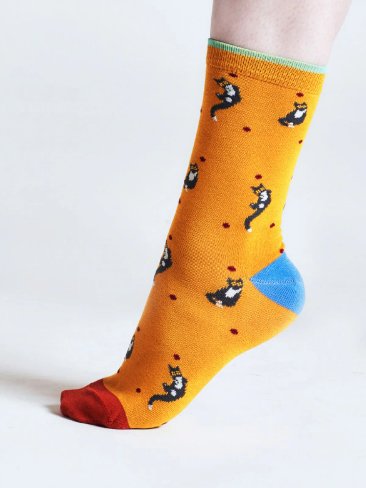 Serafina Cat Bamboo Socks - Yellow - Flockneti
