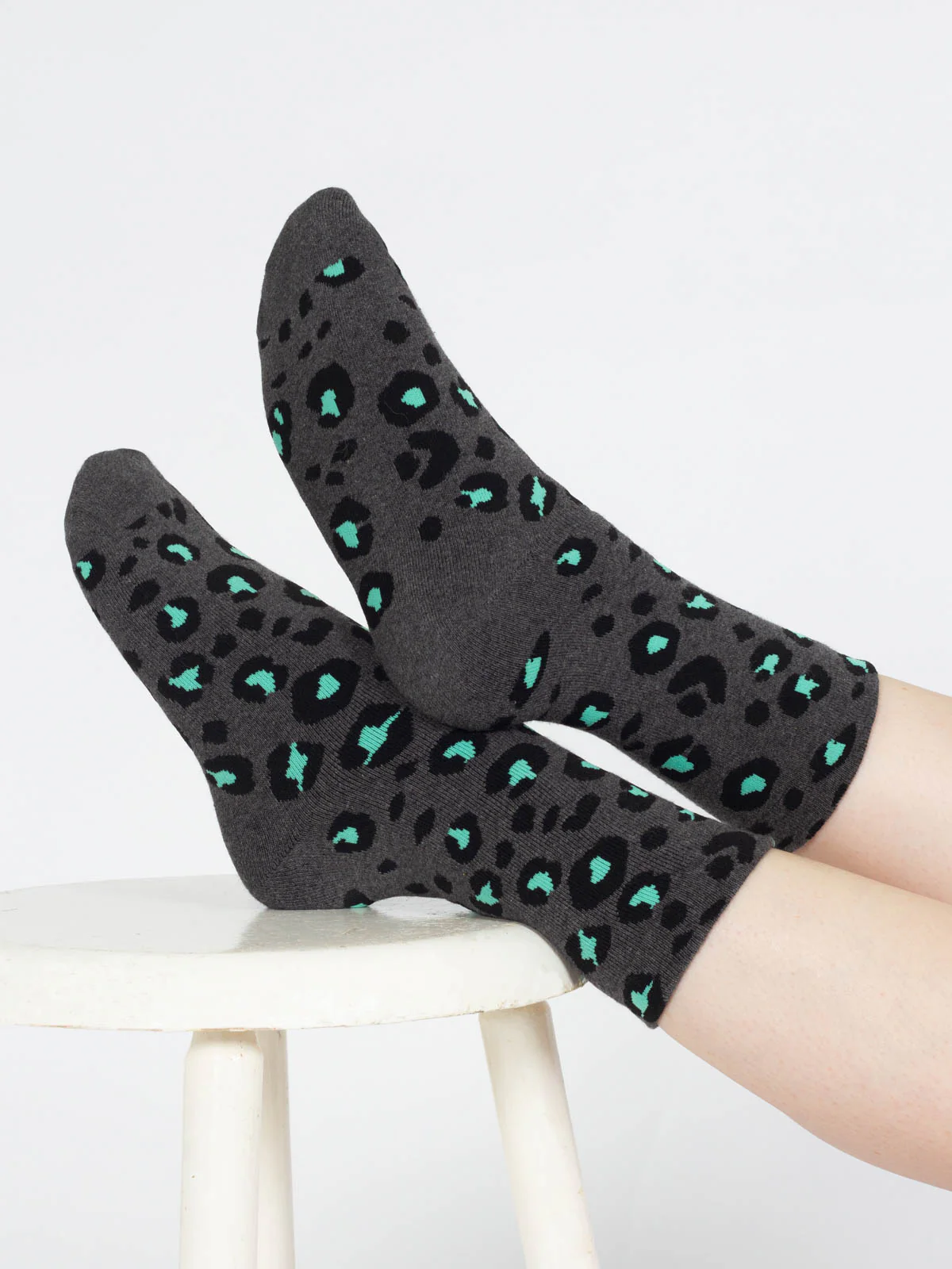 Leopard Walker Organic Cotton Crew Socks - Grey/Mint - Flockneti