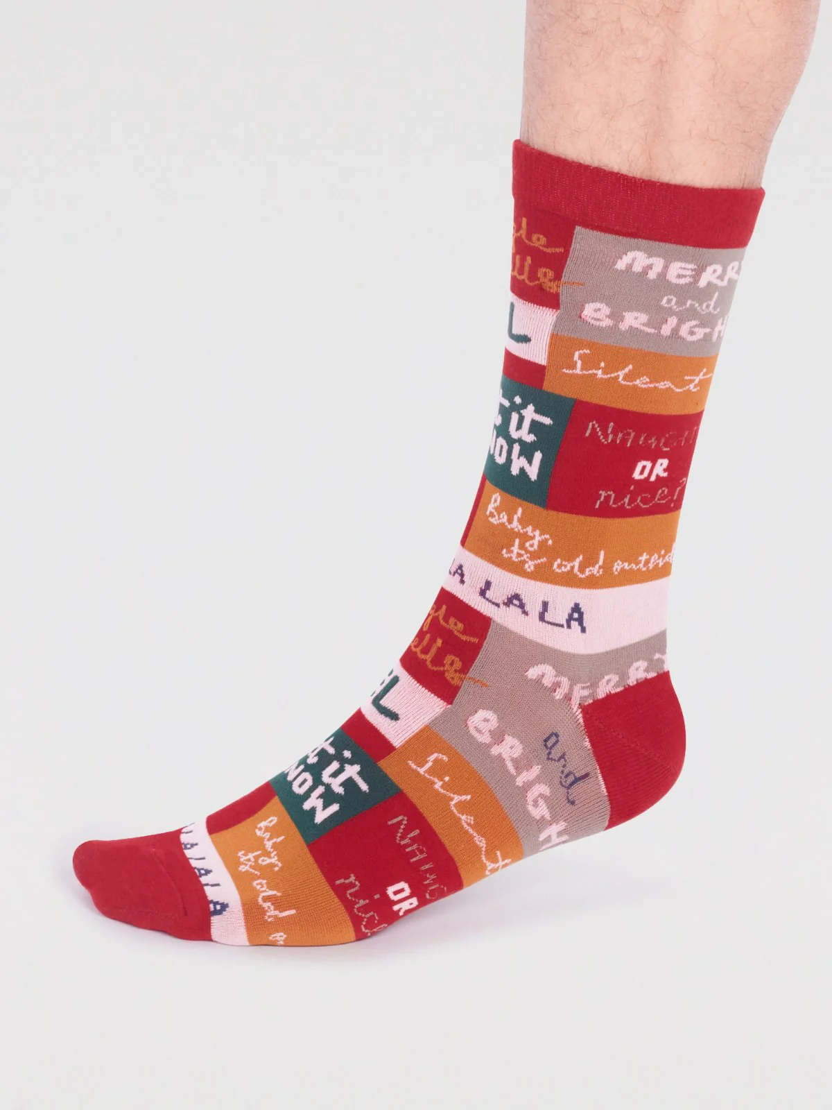 Caleb Organic Cotton Christmas Slogan Socks - Bright Red - Flockneti