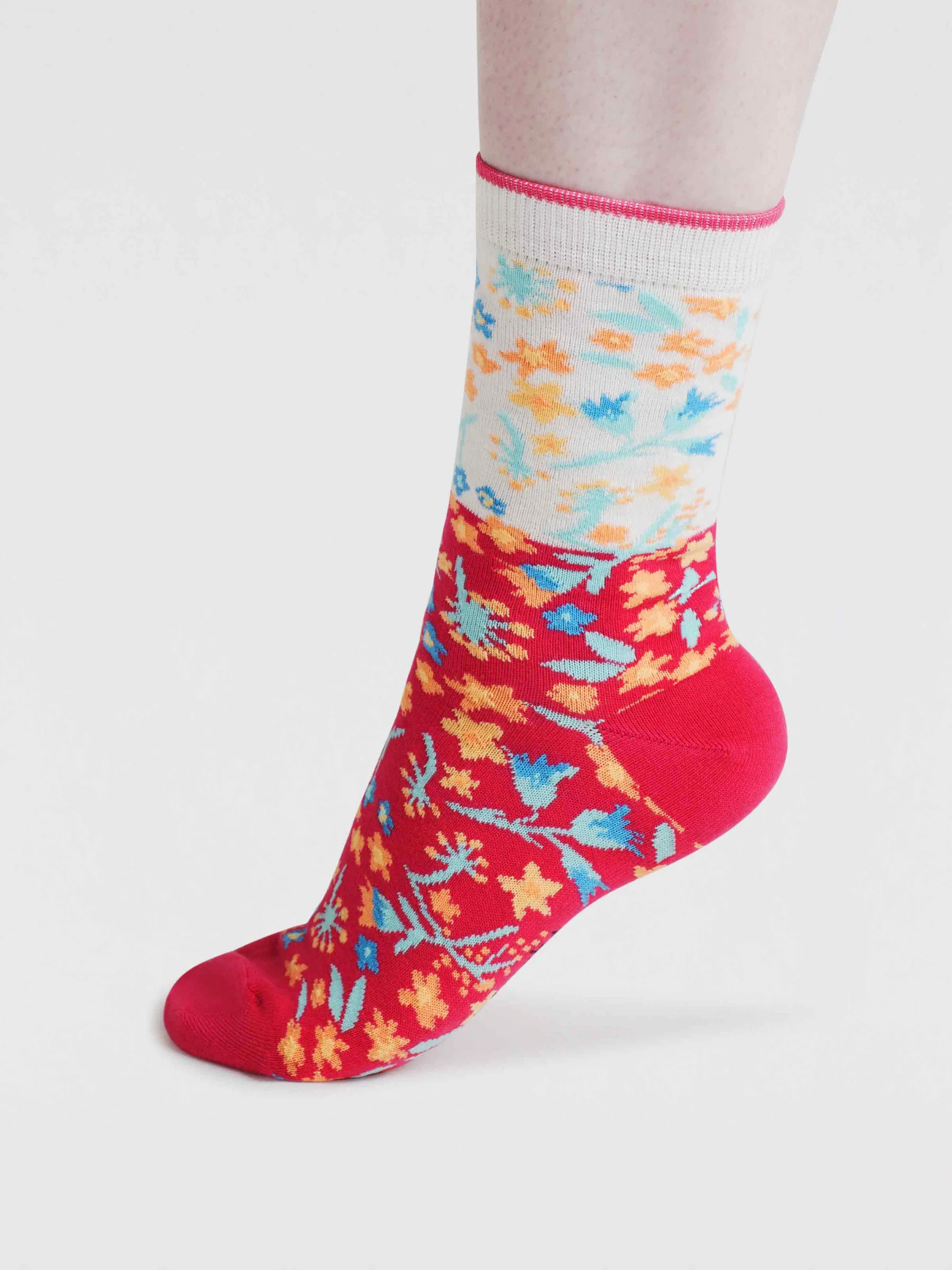 Womens Daisy Ditsy Floral Organic Cotton Socks - Stone White - Flockneti