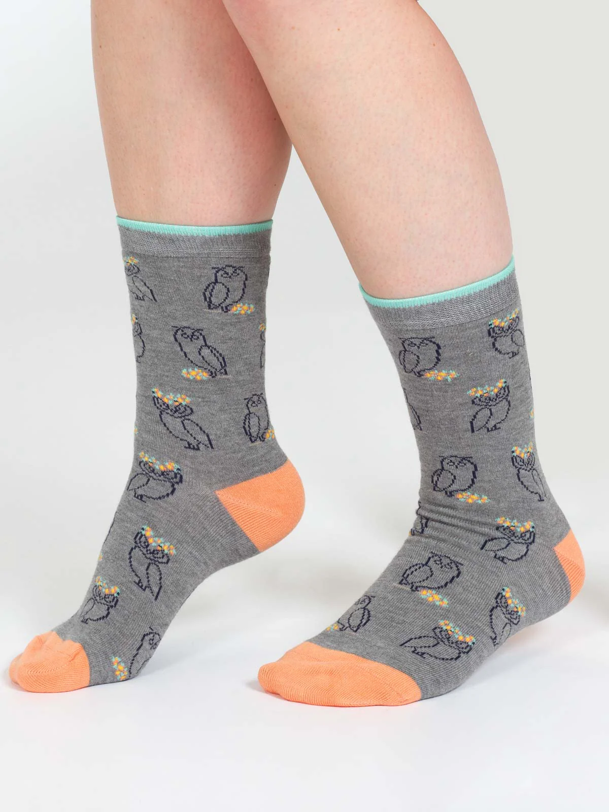 Outline Animal Bamboo Socks - Grey Owl - Flockneti