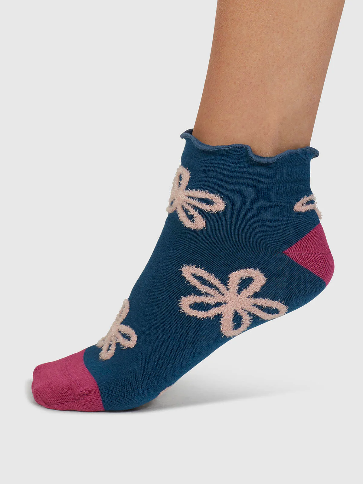Daisee Textured Flower Bamboo Ankle Socks - Lake Blue - Flockneti