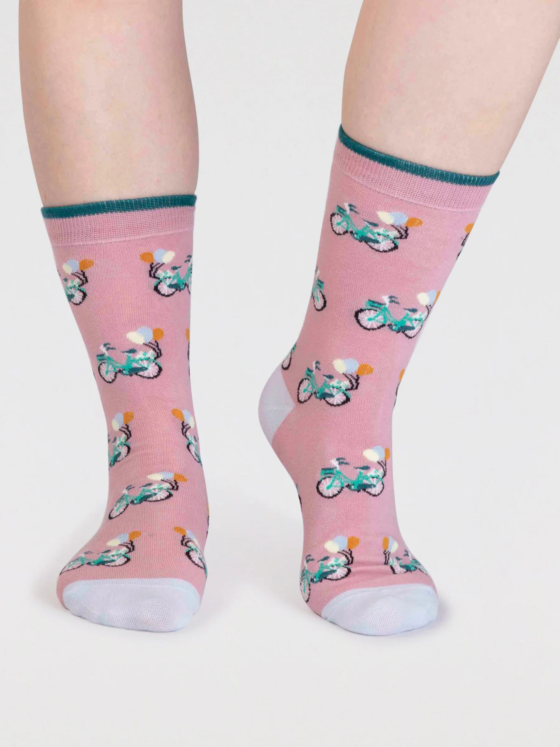 Akia Organic Cotton Bike Socks - Petal Pink - Flockneti