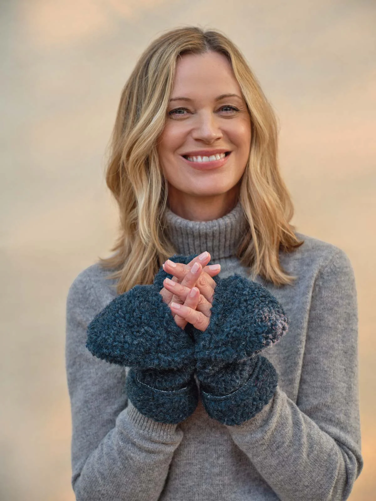 Shearling Hooded Mitten - Dark Blue - Flockneti